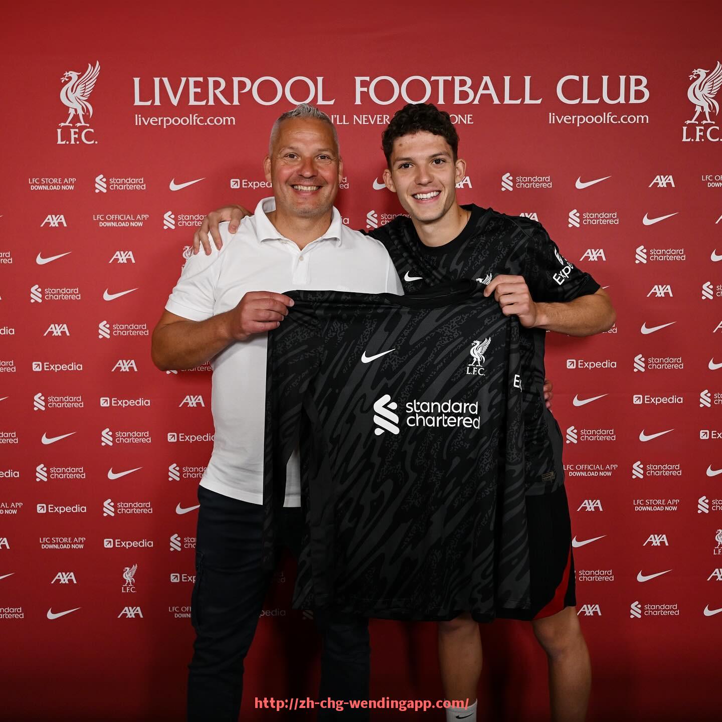 问鼎娱乐官网-2024-2025法甲赛季首轮比赛精彩表现总结