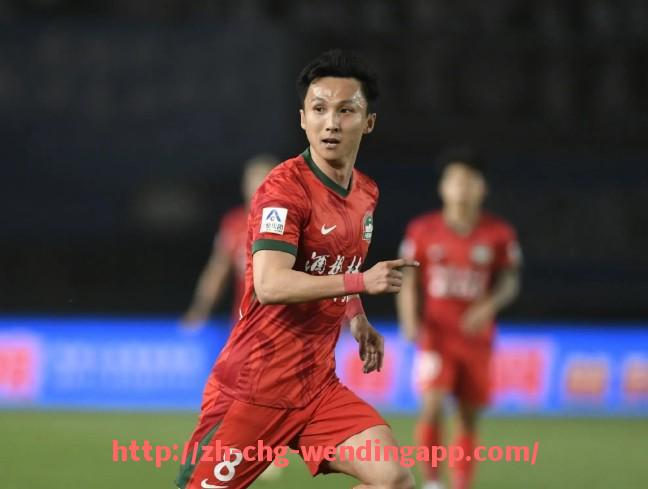 问鼎娱乐官网-世俱杯替补席指挥行为观察与战术影响力评估